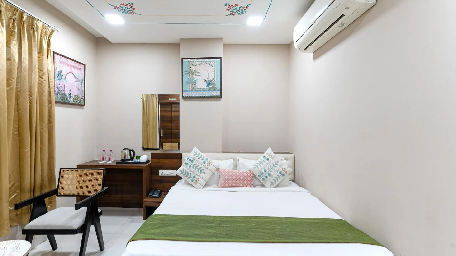 Rawla Udaipur - A Unit Of Rawla Ratanpur Otel